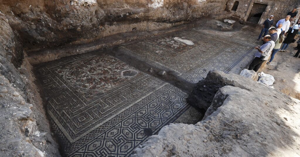 Syrian Archeologists discover a Roman Mosaic from the 4th Century CE.